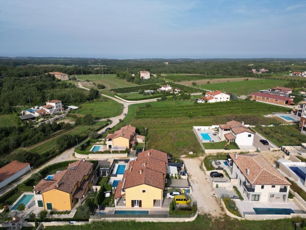 Casa Colibri Villa Brtonigla Exterior photo